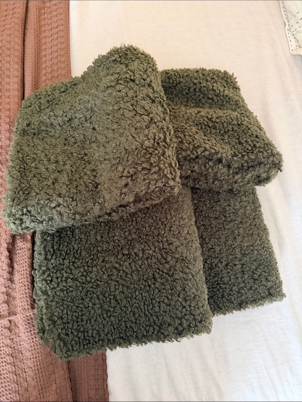 Dark Green Sherpa Euro Shams (4)